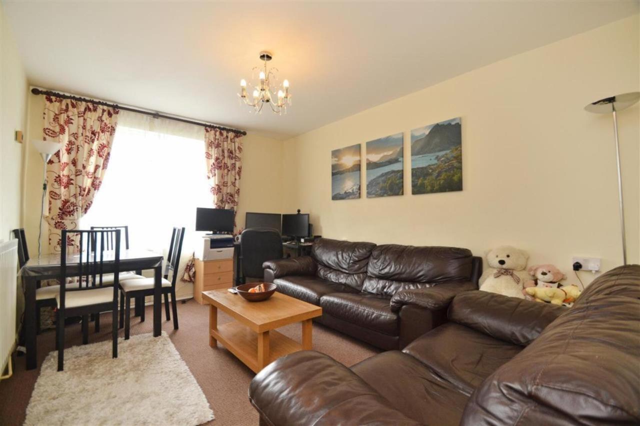 Lovely One-Bed Apartment To Rent In London Londres Exterior foto